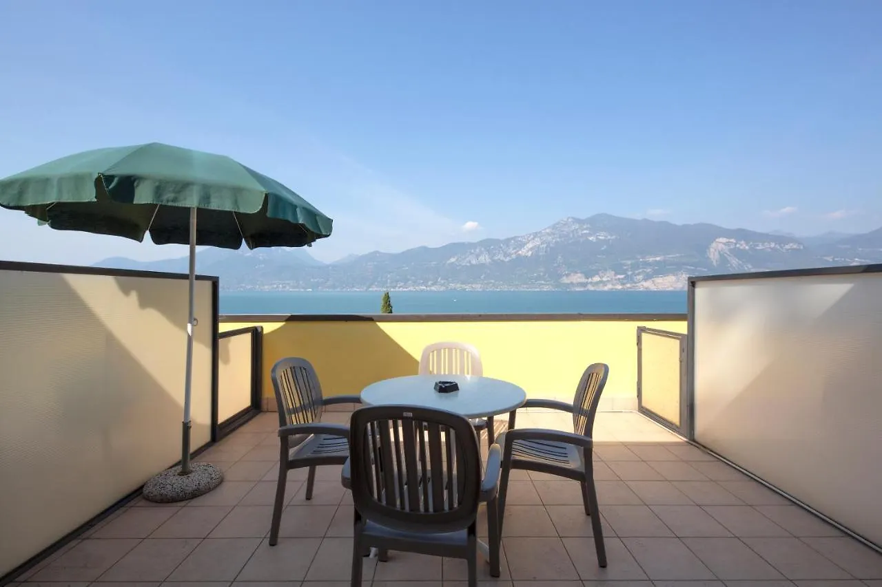 Residence Castelli Brenzone sul Garda Italien