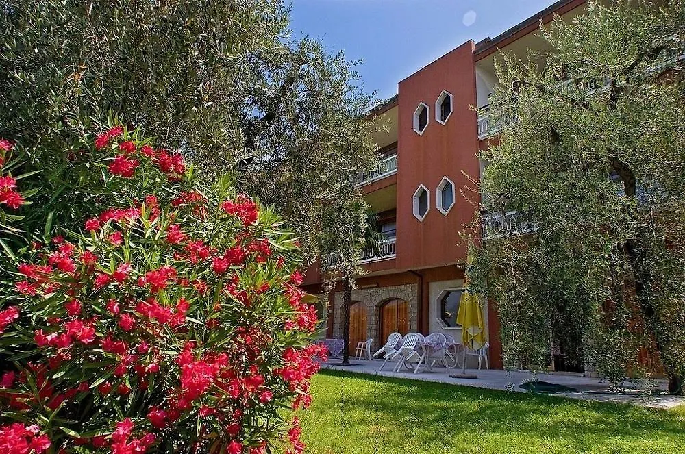 Residence Castelli Brenzone sul Garda 2*,  Italien